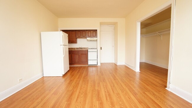 Photo - 2770 N Milwaukee Ave Unit 307