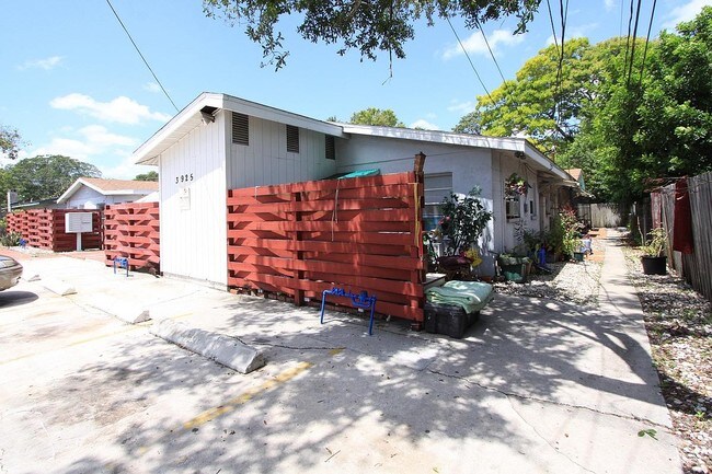 Photo - 3925 Mohr Ave N