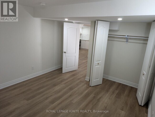 Photo - 137 Romanelli Cres