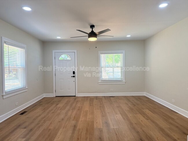 Photo - 114 E Club Blvd