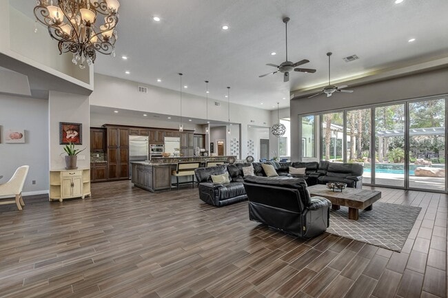 Photo - A luxurious 5 Bedroom House with a Casita & a Sparkling pool at Ten Oaks Estates