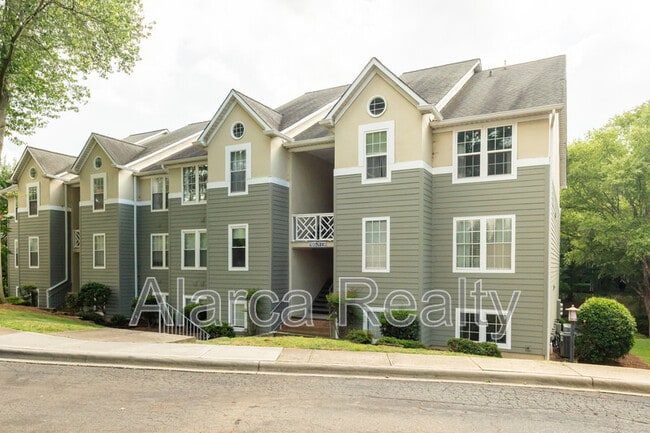 Building Photo - 19901 Henderson Rd Unit G Rental