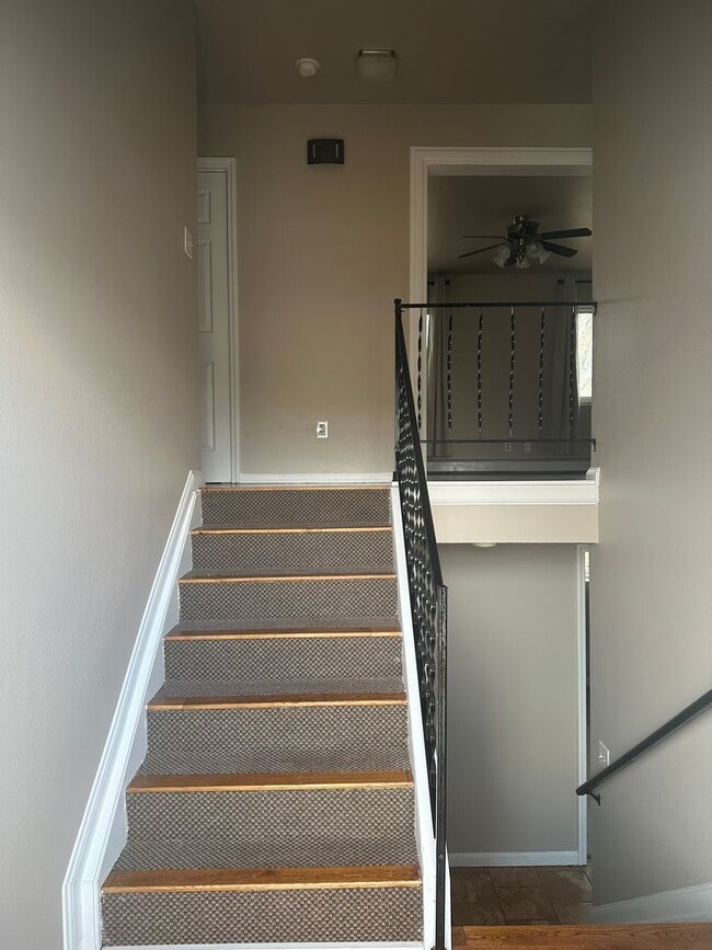 Photo - 380 Shoshone Ave Unit A