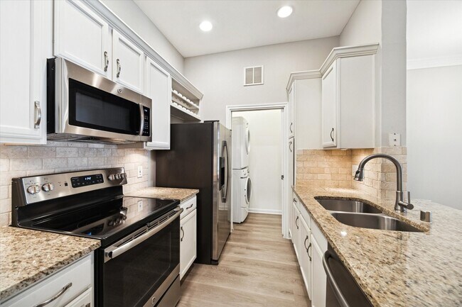 Photo - 5353 Memorial Dr Unidad 2063