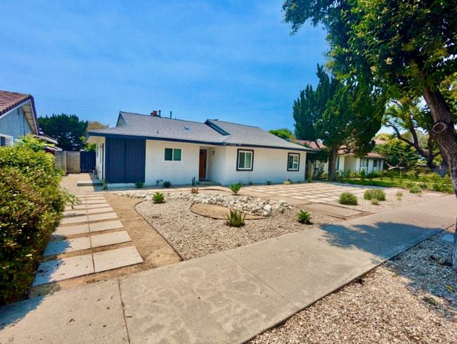 Photo - 19036 Plummer St House