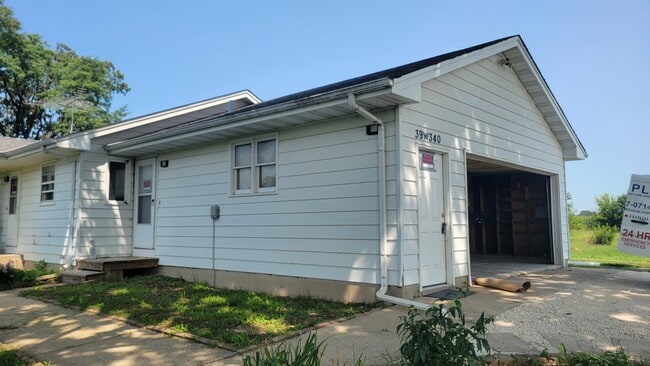 Photo - 39W910 US-20