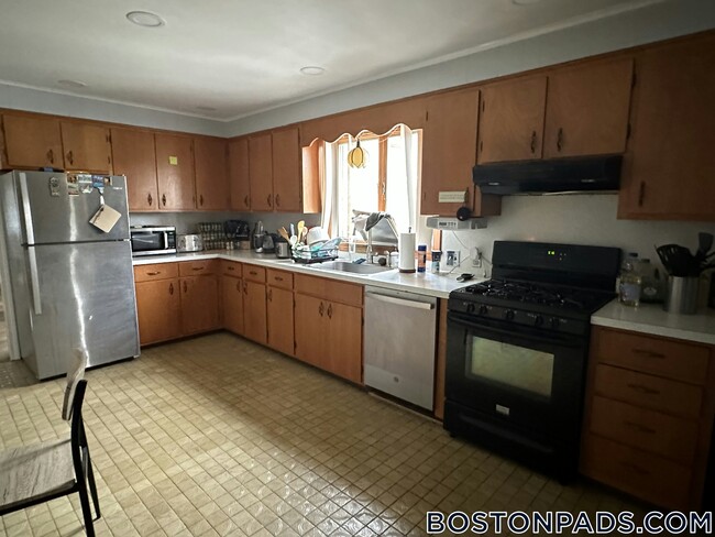 Photo - 11 Bowdoin St Unit 2