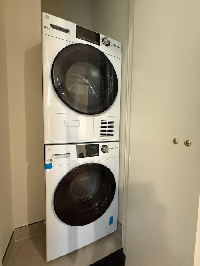 Nice room in a good neighborhood - Nice room in a good neighborhood Unit 3A