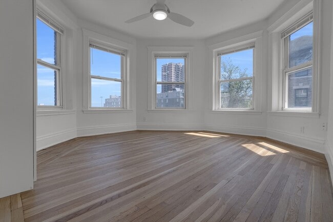Building Photo - 930 Commonwealth Ave Unit 40 Rental
