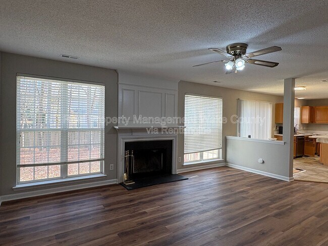 Photo - 9704 Erinsbrook Dr