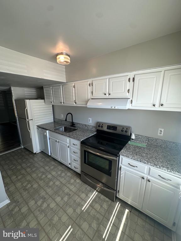 Building Photo - 8452 Sandstone Way Rental