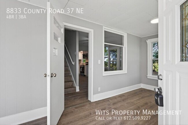 Photo - 8833 County Rd 37 NE