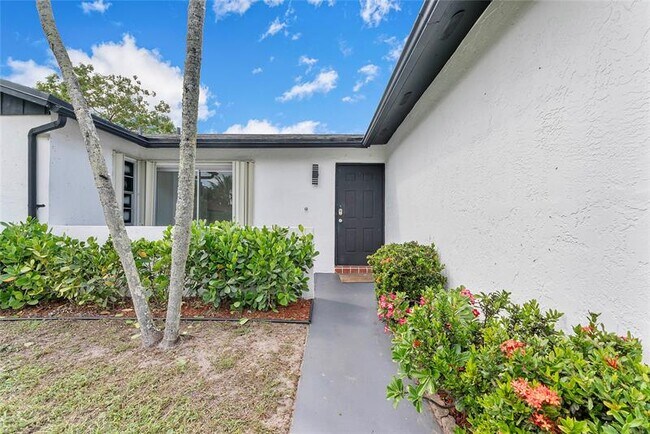 Photo - 2416 NW 98th Ln