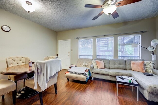 Photo - 2901 San Jacinto Blvd Unit 204