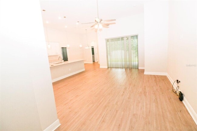 Photo - 27065 Sora Blvd