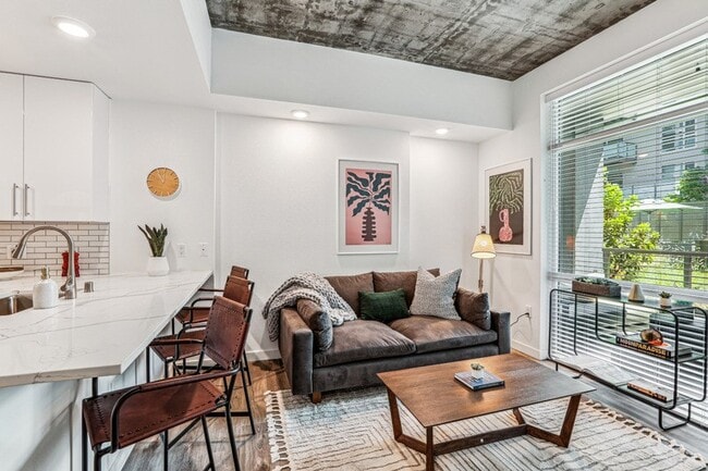 Photo - Link Apartments® Four12