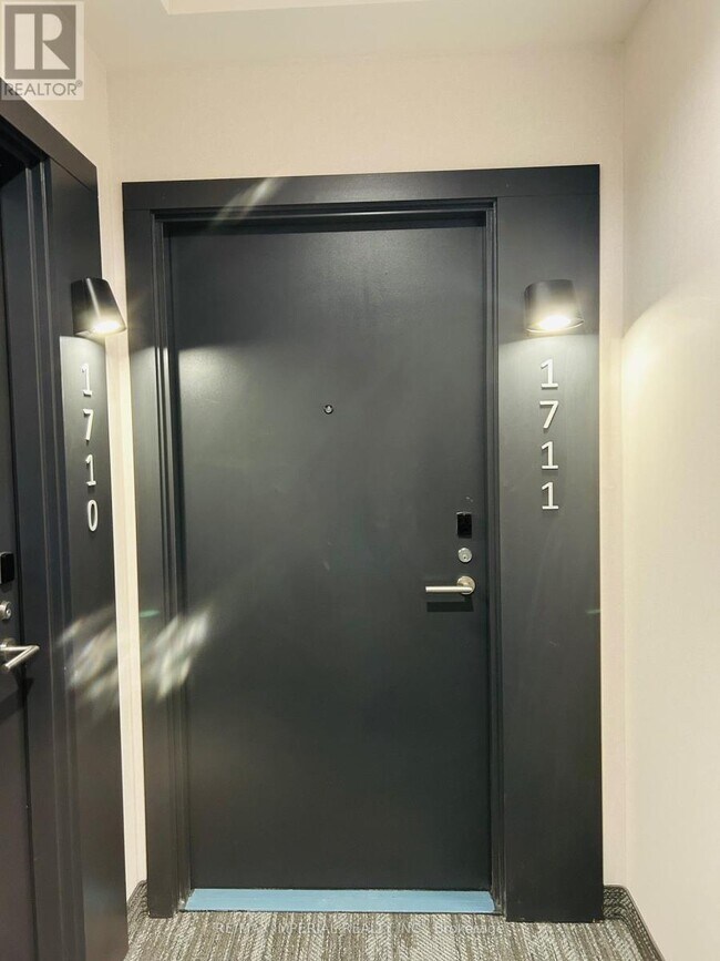 Photo - 180 Front St E Unité 1711