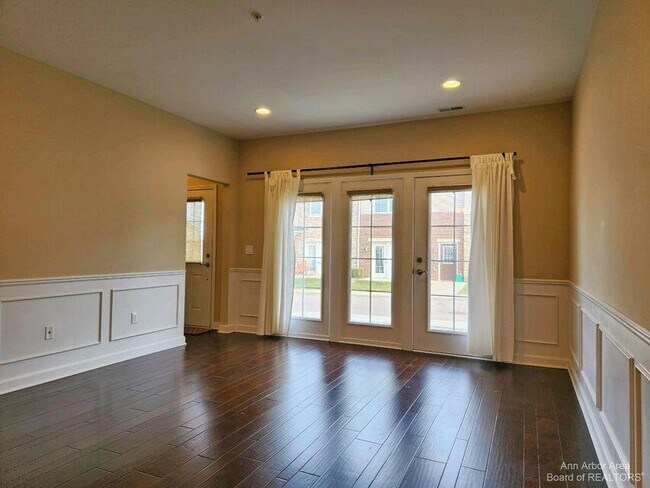 Photo - 5643 Arbor Chase Dr