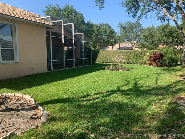 7642 New Ellenton Dr