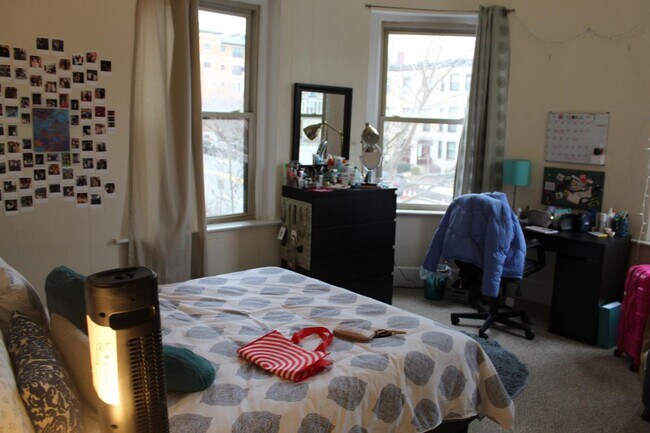 Photo - Fenway 2 bedroom apartment - 9/1  NO FEE