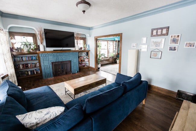 Photo - 2196 Bunts Rd