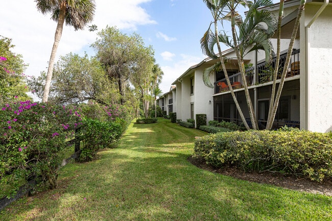Photo - 11355 Pond View Dr Unit D201