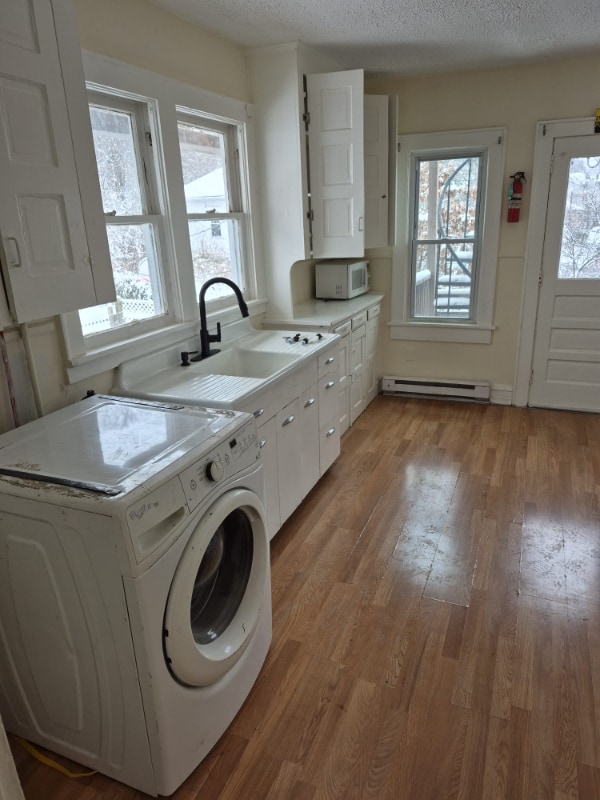 Building Photo - 904 Ash St