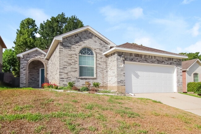 Building Photo - 2309 Highland Crossing Dr Rental