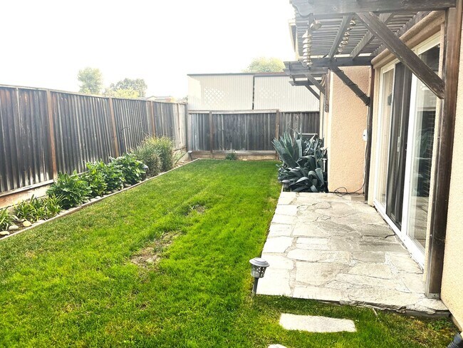 Photo - Lovely 4 Bed 2.5 Bath 2 Story Single Famil...