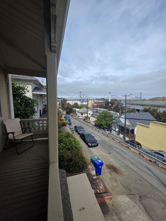Photo - 625 Winslow St