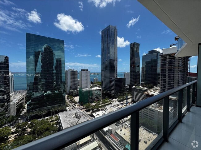 Building Photo - 1300 S Miami Ave Unit 2404 Rental