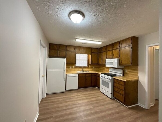 Photo - 255 Handley Ct