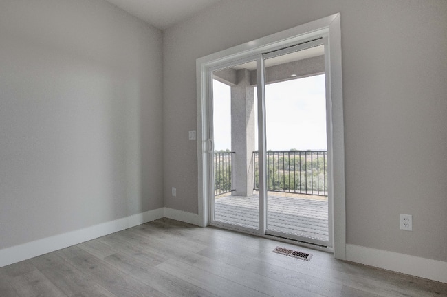 Photo - 783 Rio Vis Lp