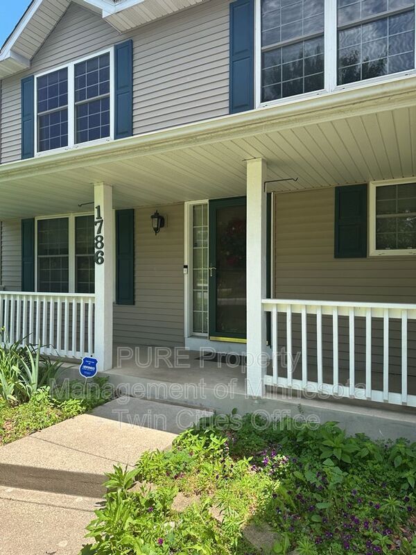 Photo - 1786 Ide St Casa