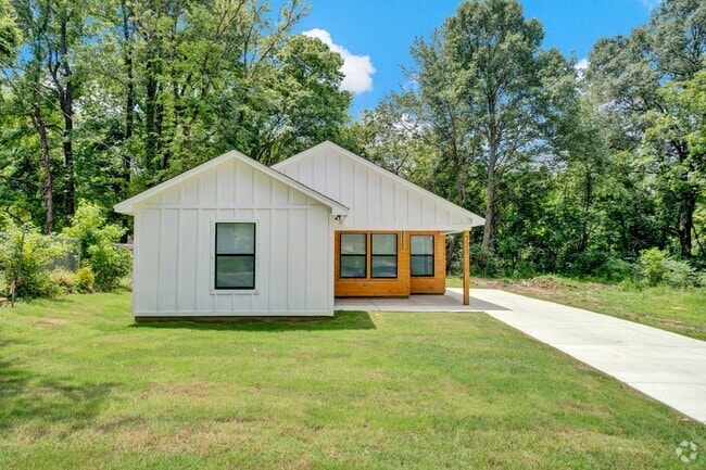 Building Photo - New Rental Opportunity in Memphis!