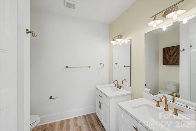 Photo - 1521 Walton Rd