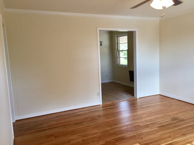 Photo - 3/2 very close to Troy U campus