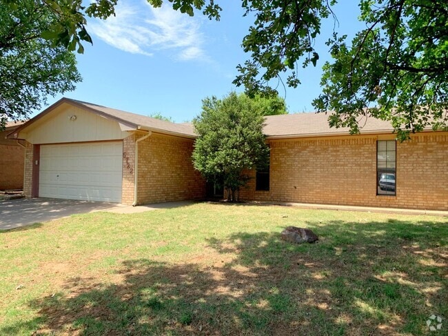 Building Photo - 3 Bed 2 bath Lubbock ISD Rental