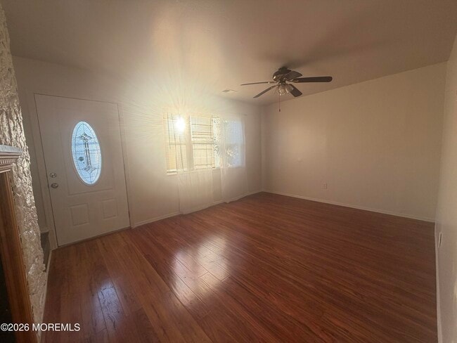 Photo - 336 Sawmill Rd