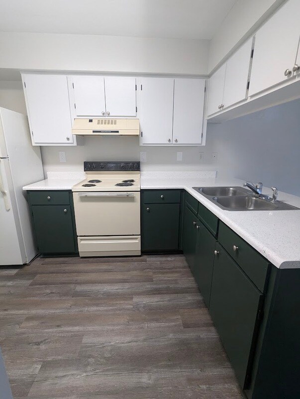 Building Photo - 2348 Horne Ave Unit Apt 5