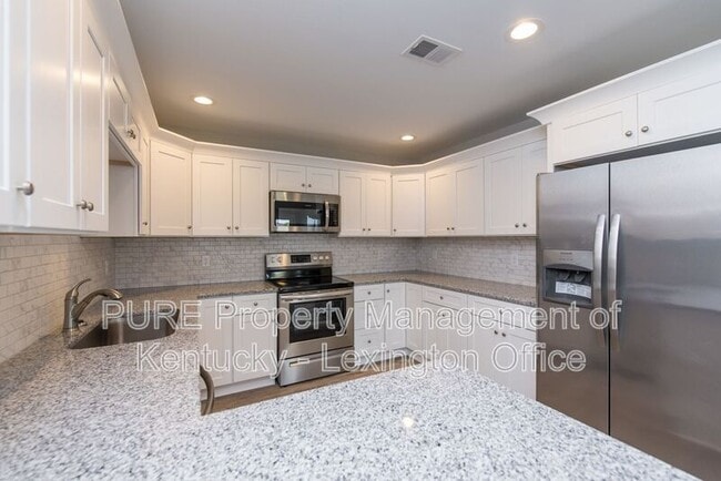 Photo - 720 Leeward Ct