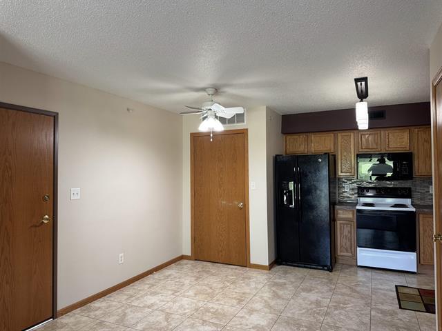 Photo - 4705 Chadwick Rd Unit 3