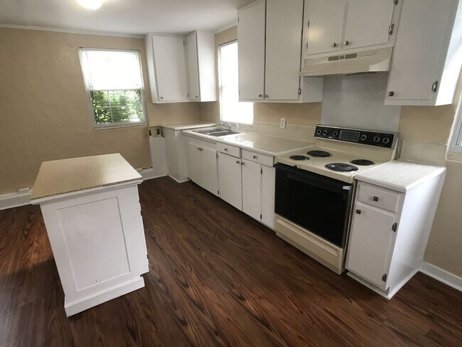 Photo - Charming Carriage House near Downtown Savannah