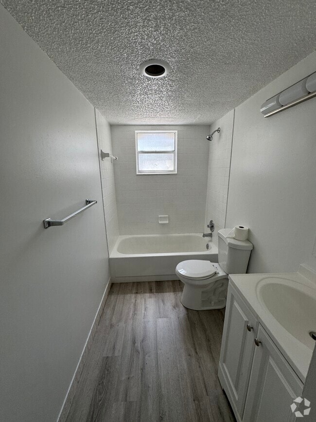 Building Photo - 403 NW 68th Ave Unit Building 5 apt# 114