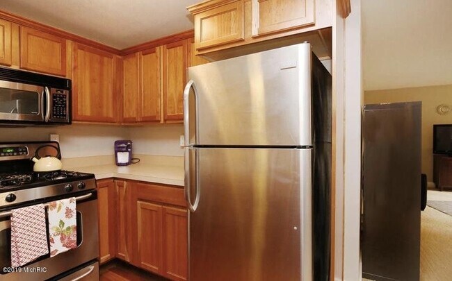 Photo - 505 Cherry St SE Unit 103