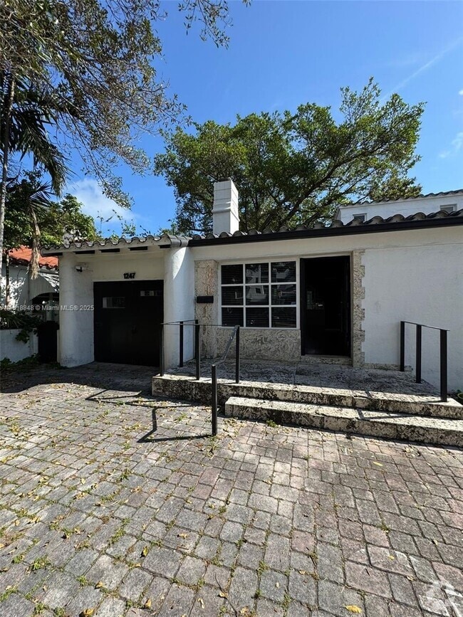 Building Photo - 1247 Alton Rd Rental