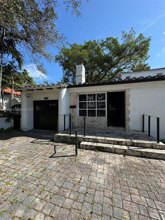 Building Photo - 1247 Alton Rd Rental