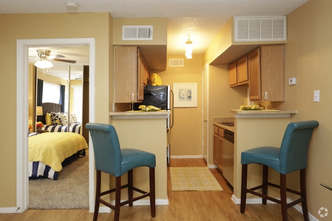 Photo - Driftwood Apartments - Galveston