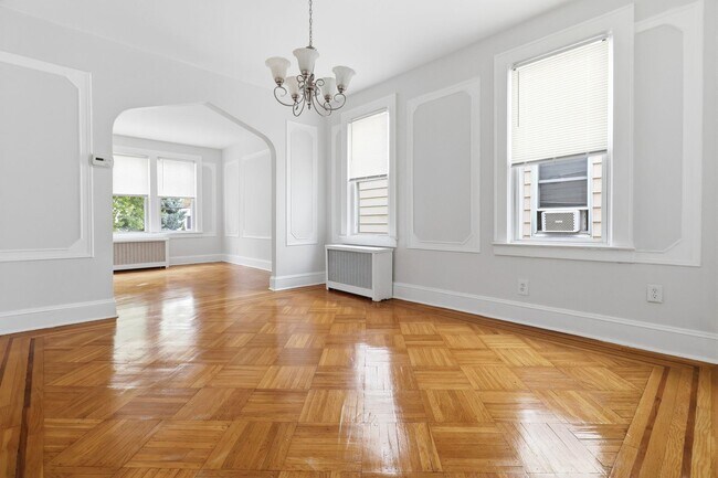 Photo - 211 McAdoo Ave Unit Apt 2