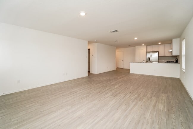 Photo - 5924 Sunset Song Ln